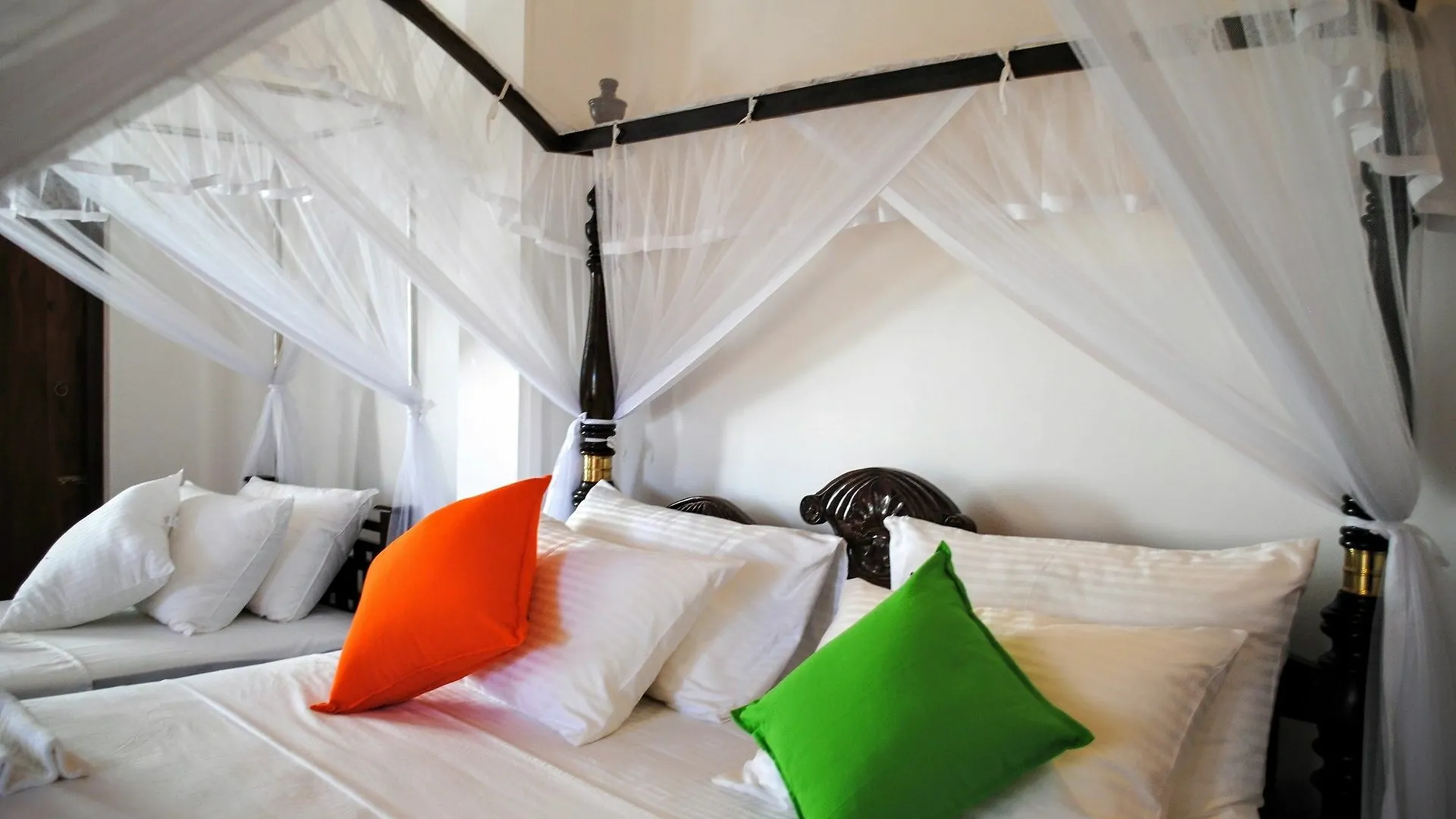 Miura Dutch Edge Hotel Negombo